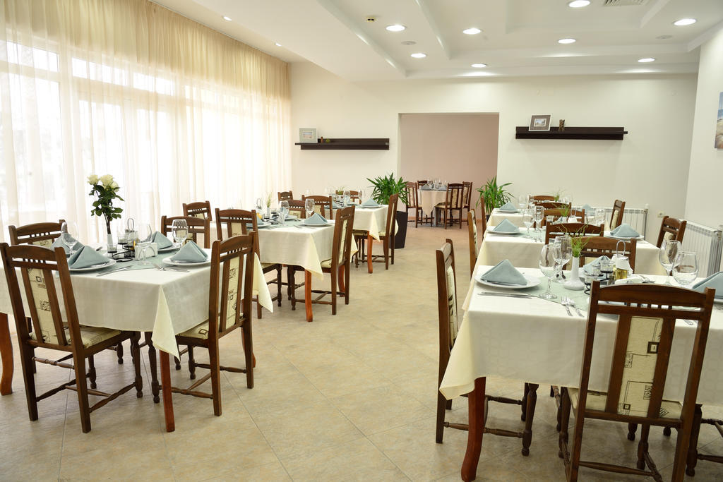 Glicinia Hotel Golden Sands Exterior photo